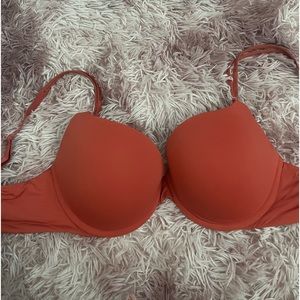 Victoria’s secret T shirt Push Up Bra